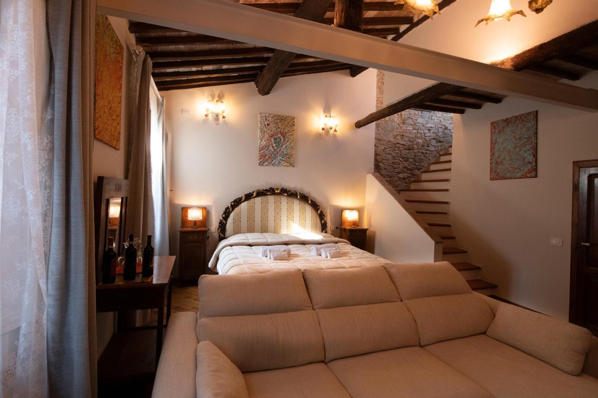 Bed and Breakfast Il Palazzo Del Cardinale Монтальчино Экстерьер фото