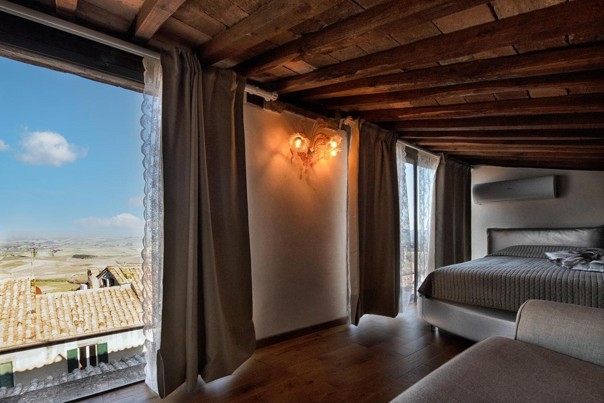 Bed and Breakfast Il Palazzo Del Cardinale Монтальчино Экстерьер фото