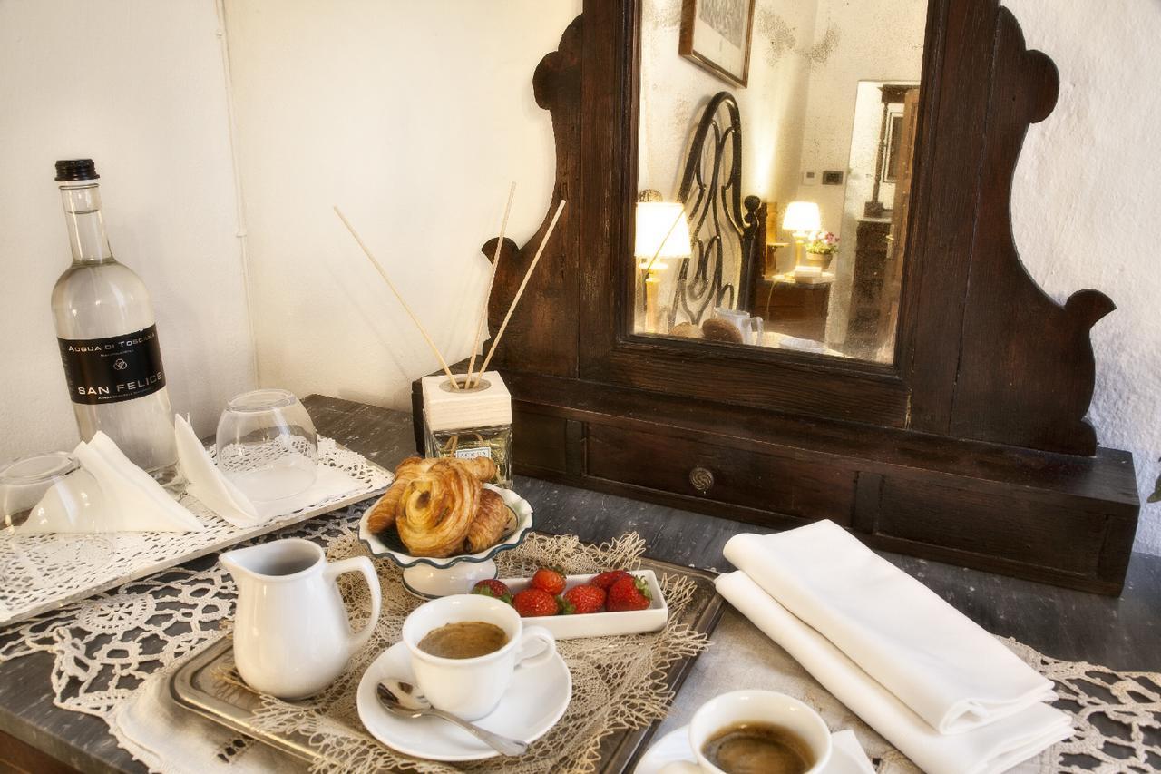Bed and Breakfast Il Palazzo Del Cardinale Монтальчино Экстерьер фото